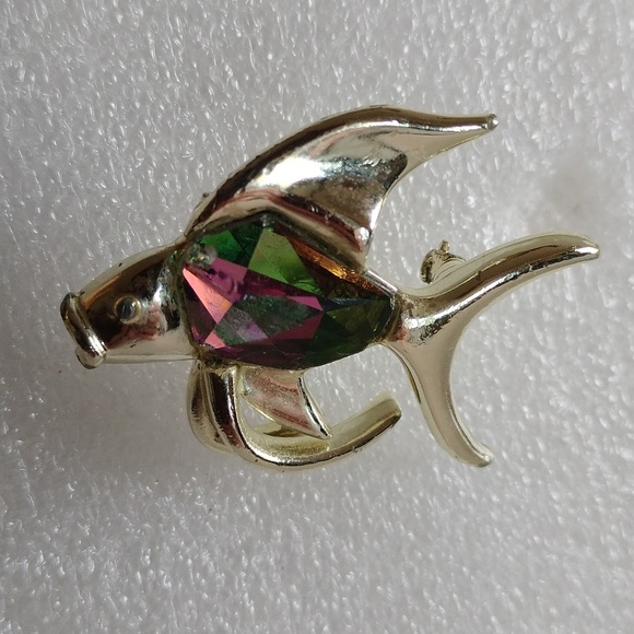 SARAH COVENTRY PIN FISH GOLD TONE METAL FACETED CRYSTALL SIGNED - Picture 1 of 5